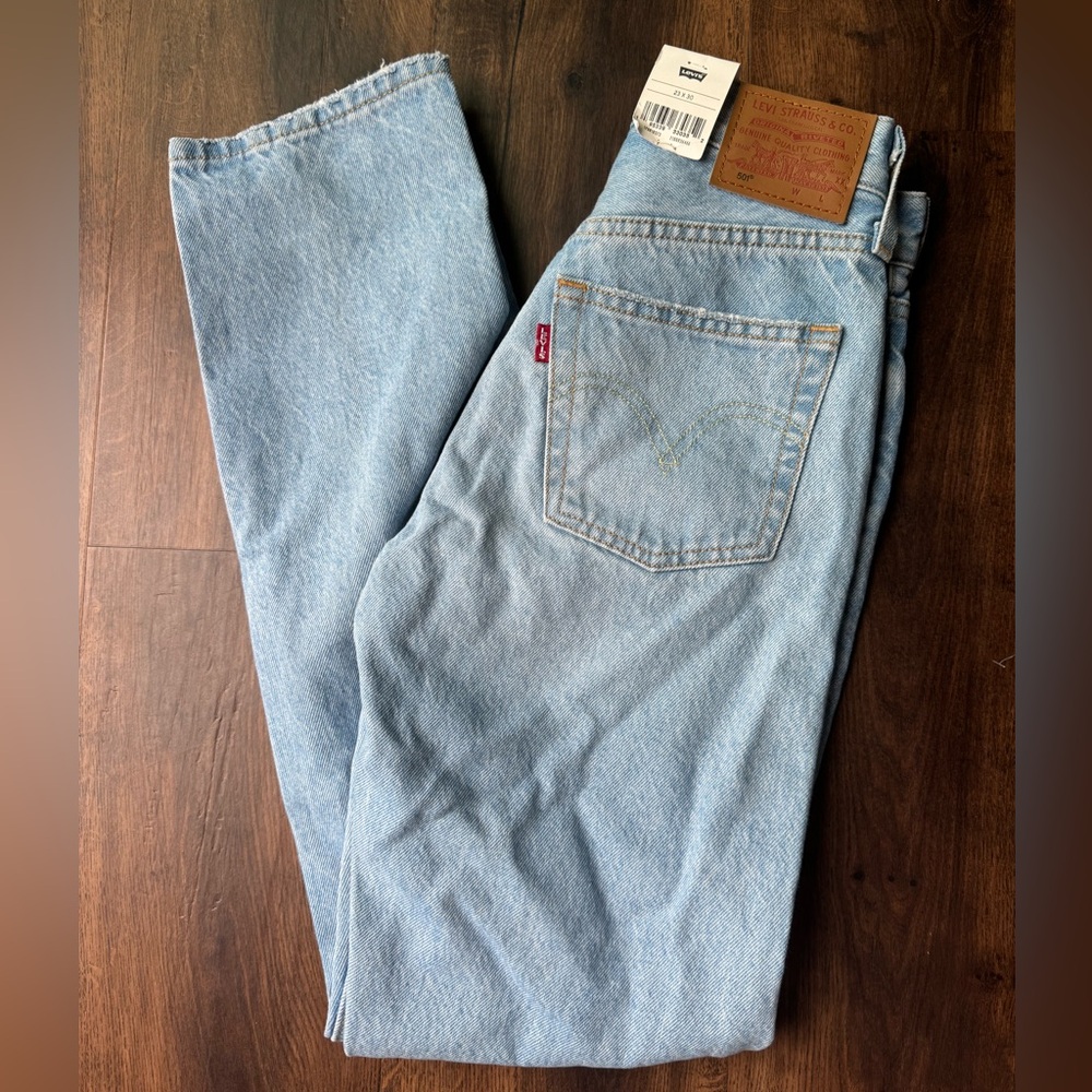 Levi’s Women’s 501 Jeans, New With Tags, Never Worn, New Condition, Size 23x30